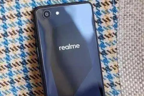 realme是什么牌子?由OPPO高管创立的手机子品牌