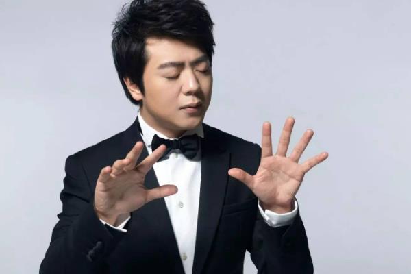中国著名钢琴家有谁?最出名的是朗朗(17岁一曲成名)